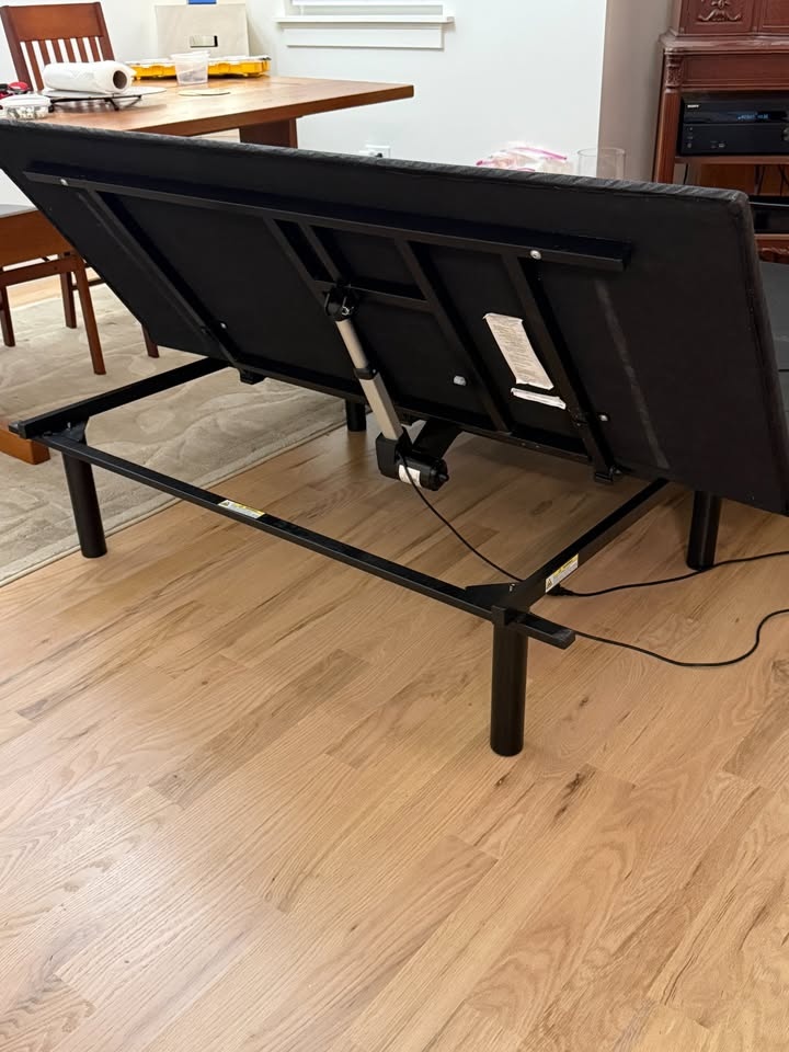 PRICE DROP: Mattress Firm Queen Adjustable Base - photo 2
