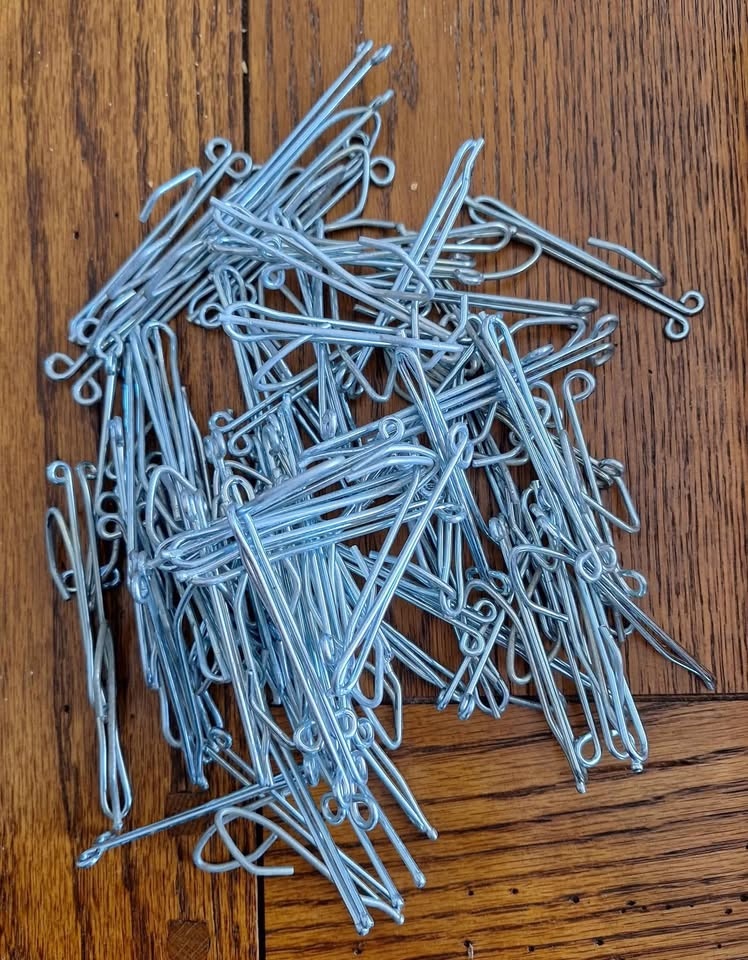 Vintage Curtain Hooks - photo 5