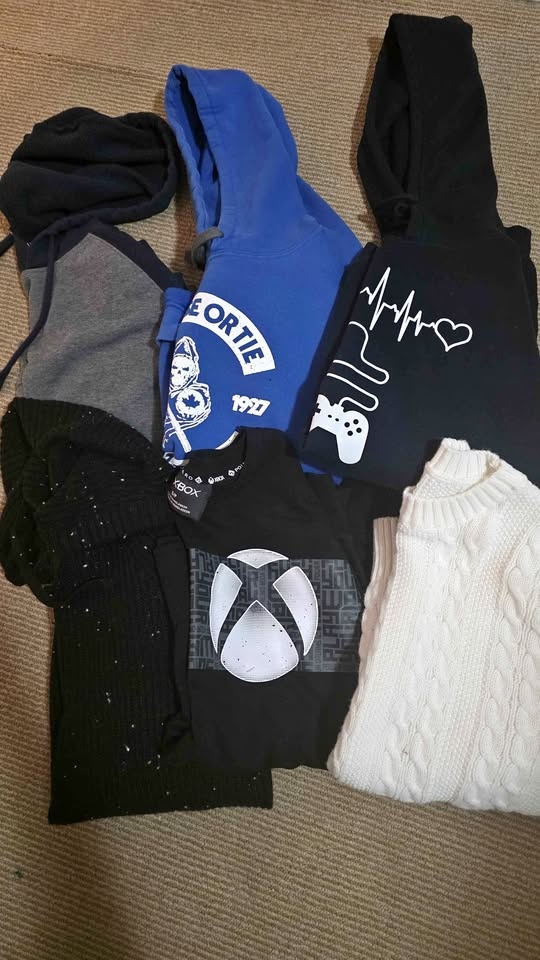 Euc boys (14/16) and mens small sweater lot