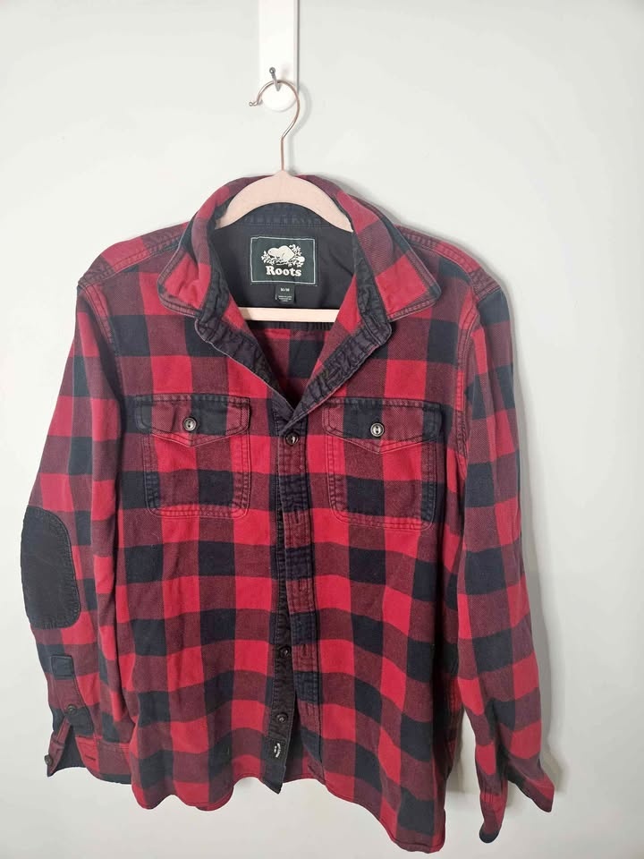 Men's Roots flannel button down