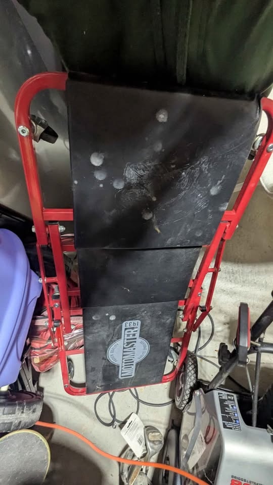 Car mechanics roller chair/ bed
