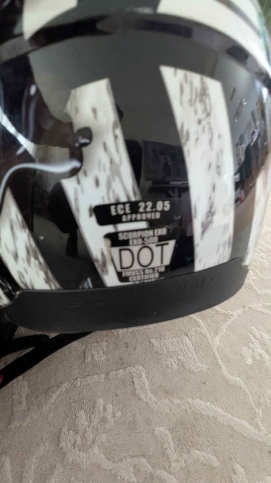 Motorcycle helmet - photo 2