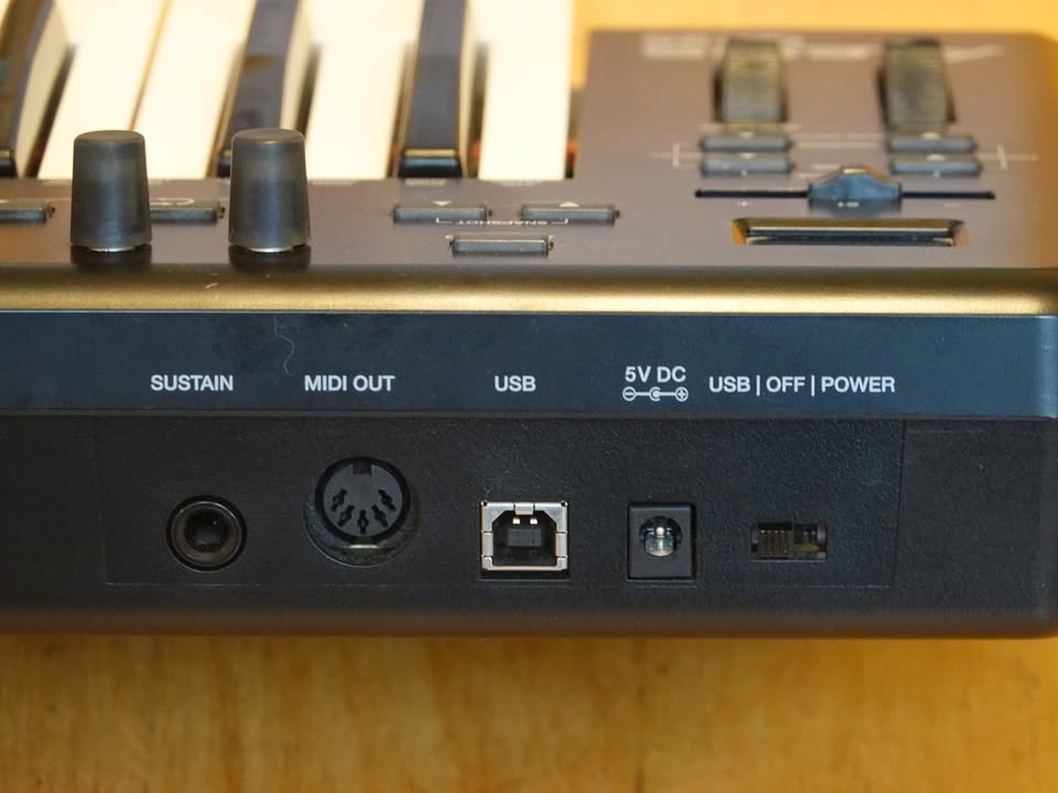 Alesis QX25 MIDI Keyboard - photo 4