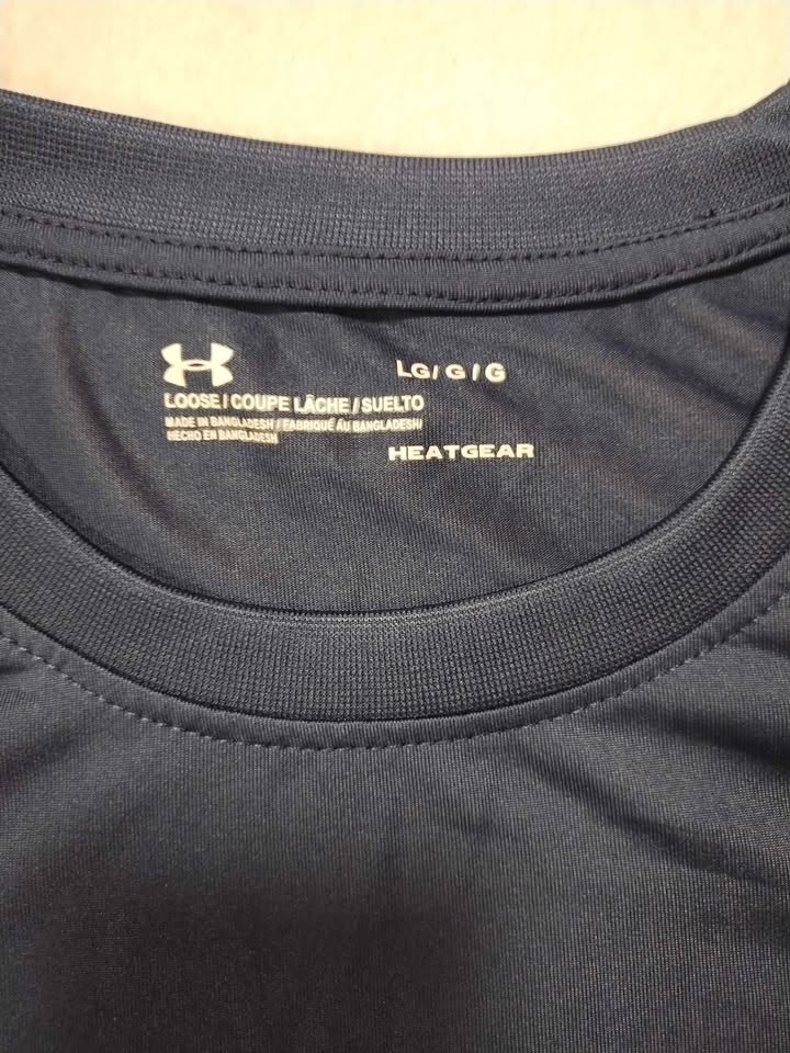 Under Armour long sleeve shirt. - photo 2