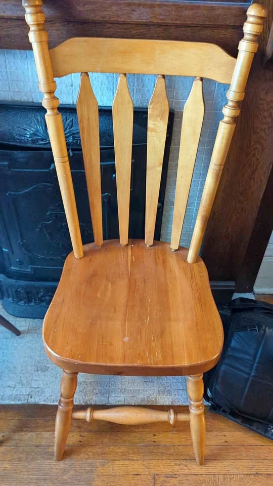 Set of four Mennonite Dining Chairs