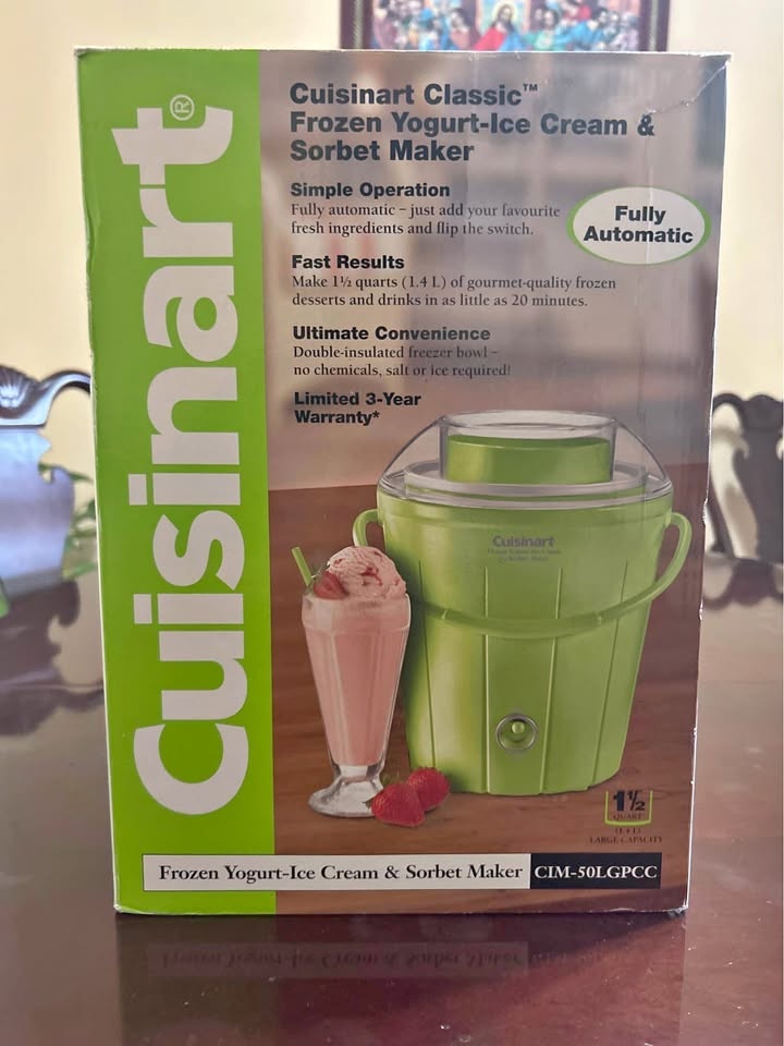Cuisinart Frozen Yogurt, Ice Cream & Sorbet Maker – Brand New (B