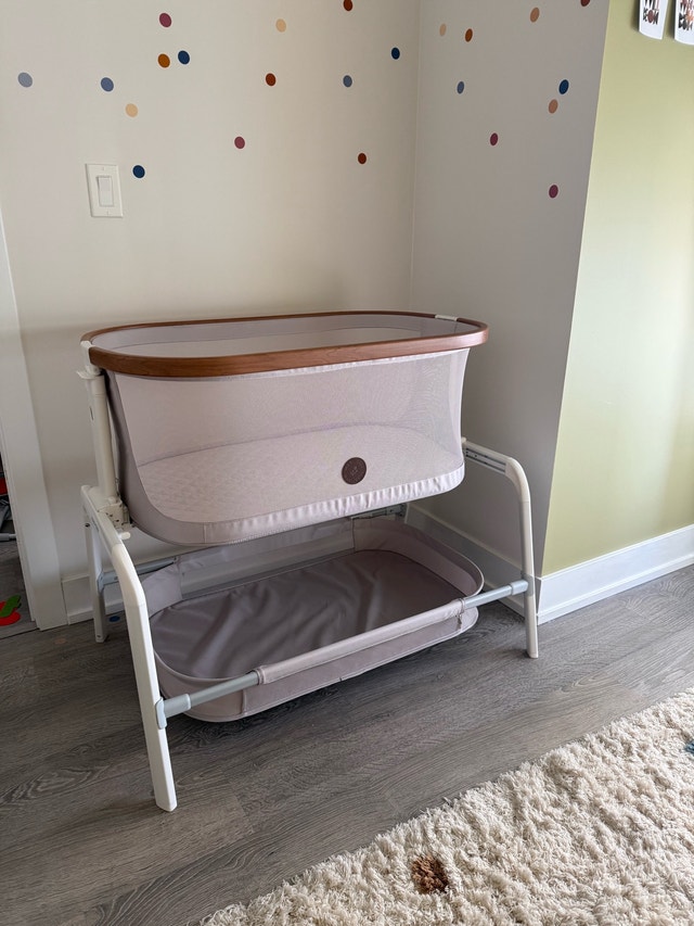 Maxi Cosi Iora bassinet