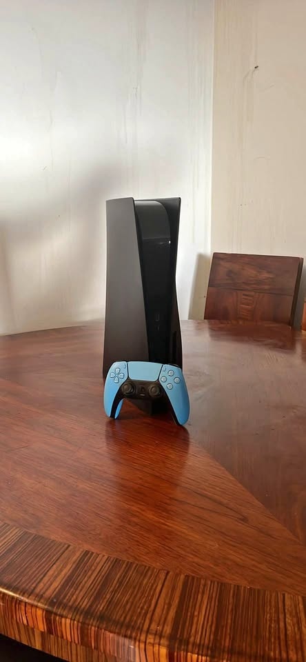 PS5 Console w/ Black Protective Case + Controller – Excellent Co