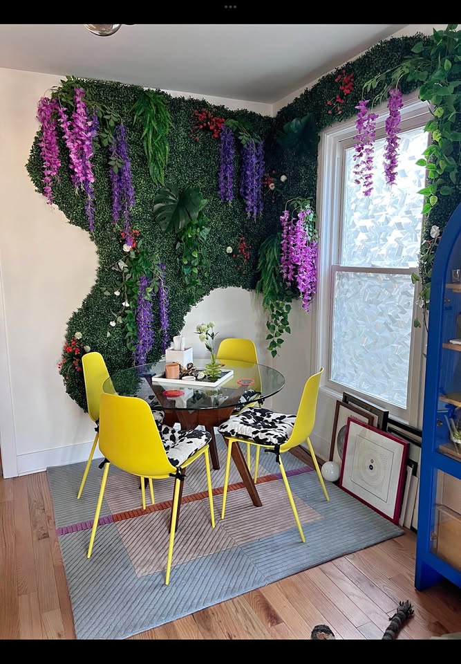 Indoor/outdoor dining chairs