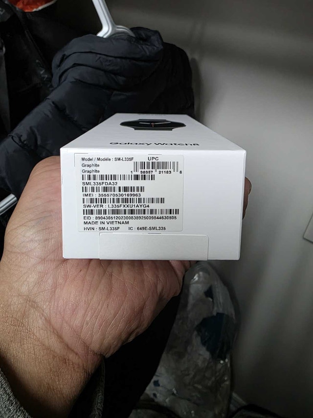 Brandnew Samsung Galaxy Watch8 LTE cellular - photo 2
