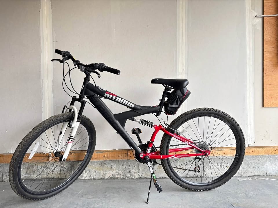 Mountain Bike – Great Condition! $80 or best offer