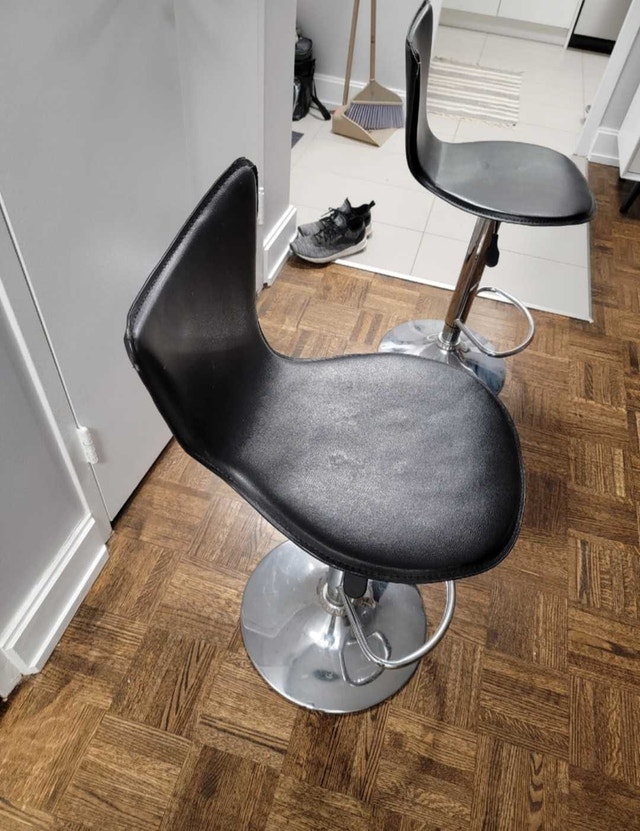 2 Black Swivel Bar Stools - photo 4