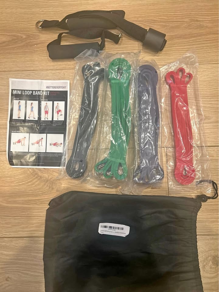 Exercise Loop Bank Kit with handles, door anchor and skipping ro