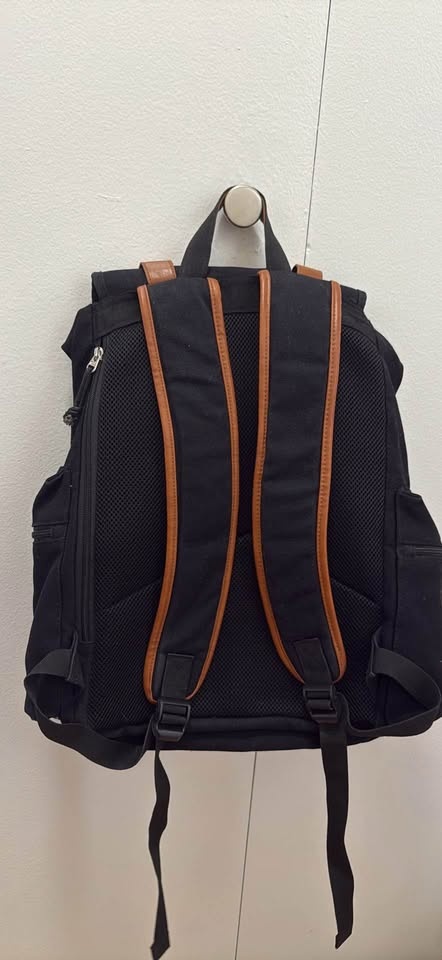 Black Back Pack - photo 2