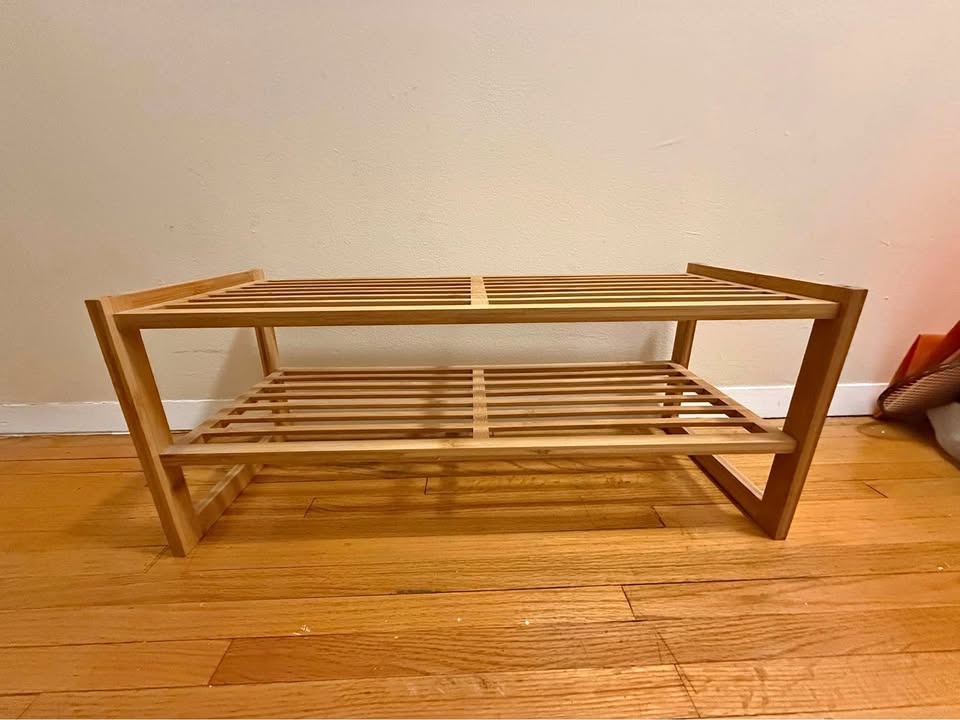 Shoe rack (27.8” x 11”)