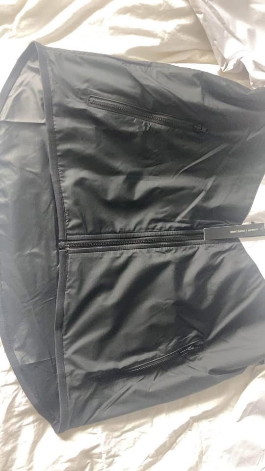 Women’s Nike Windbreaker - photo 4