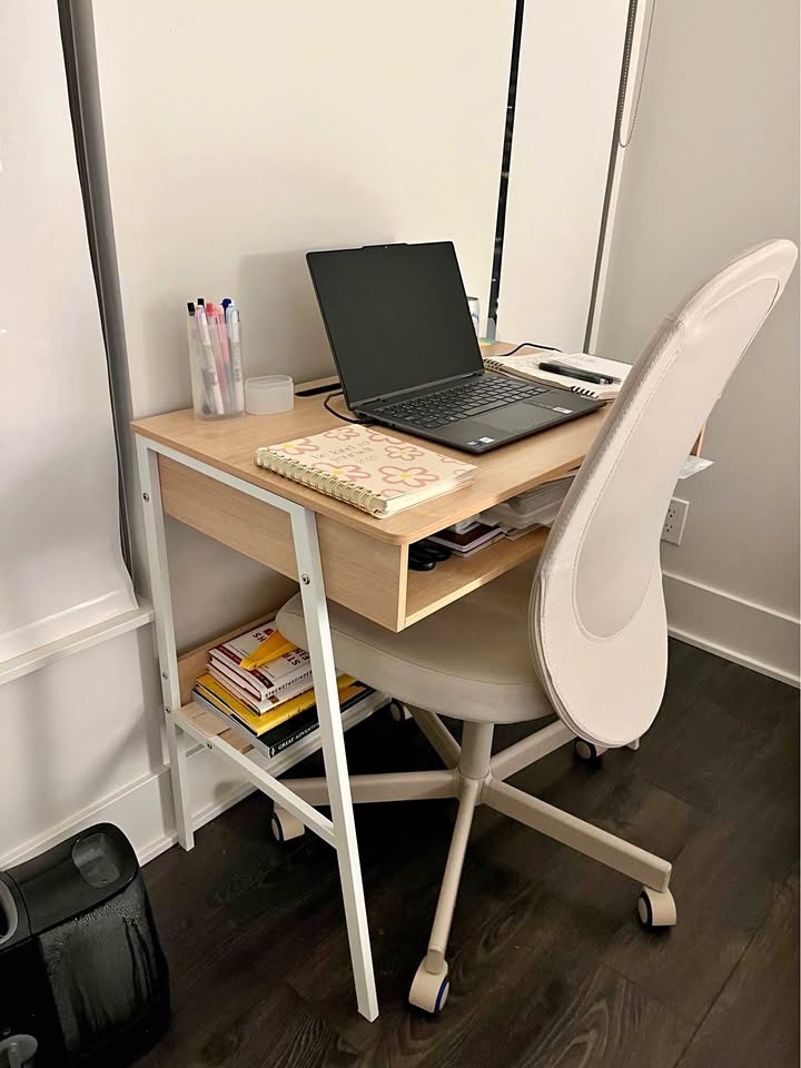 Computer Desk 31.5” with chair