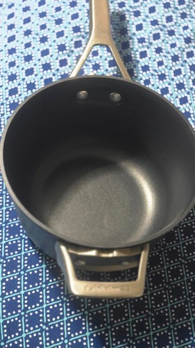 CALPHALON 3.5 Qt Nonstick Saucepan & Cover - photo 2