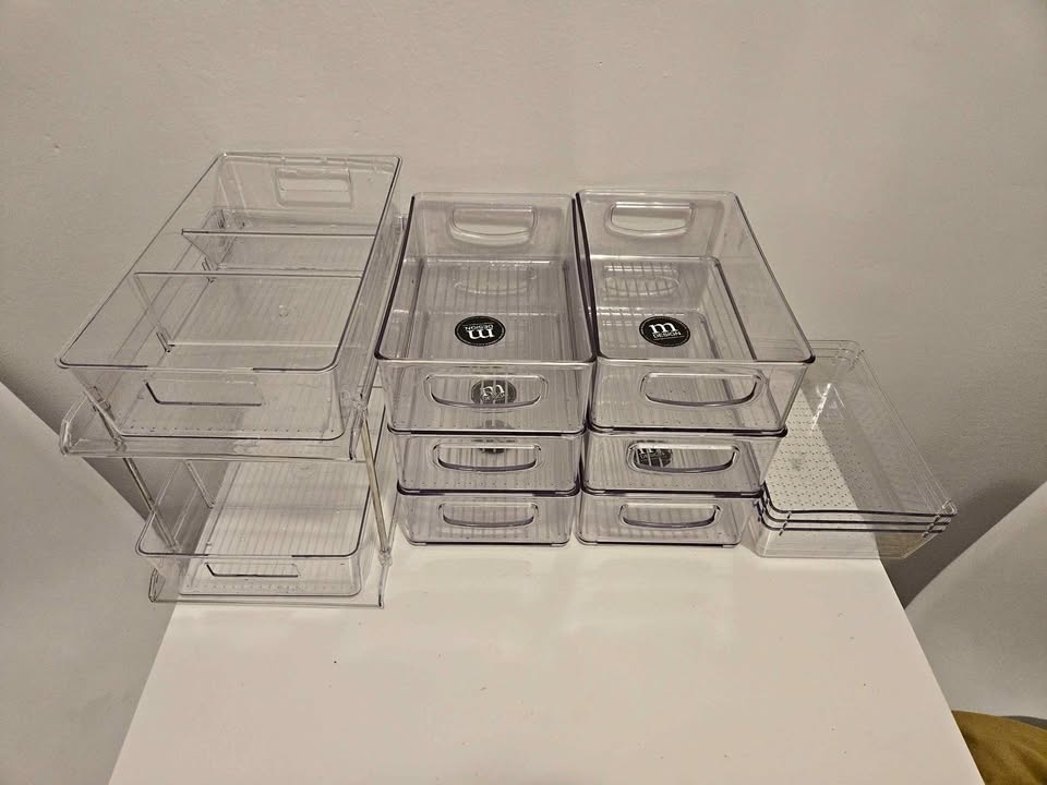 Clear Drawer Organizers / Storage Bins