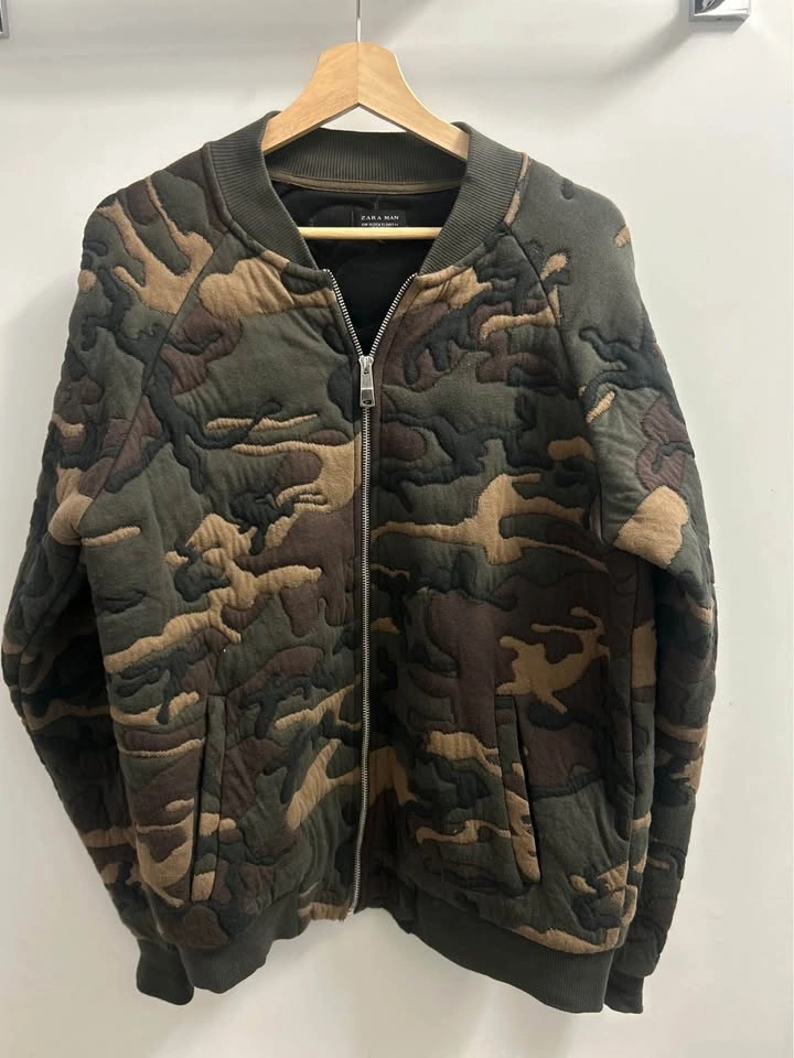 Zara Camo Quilted bomber Jacket - photo 4