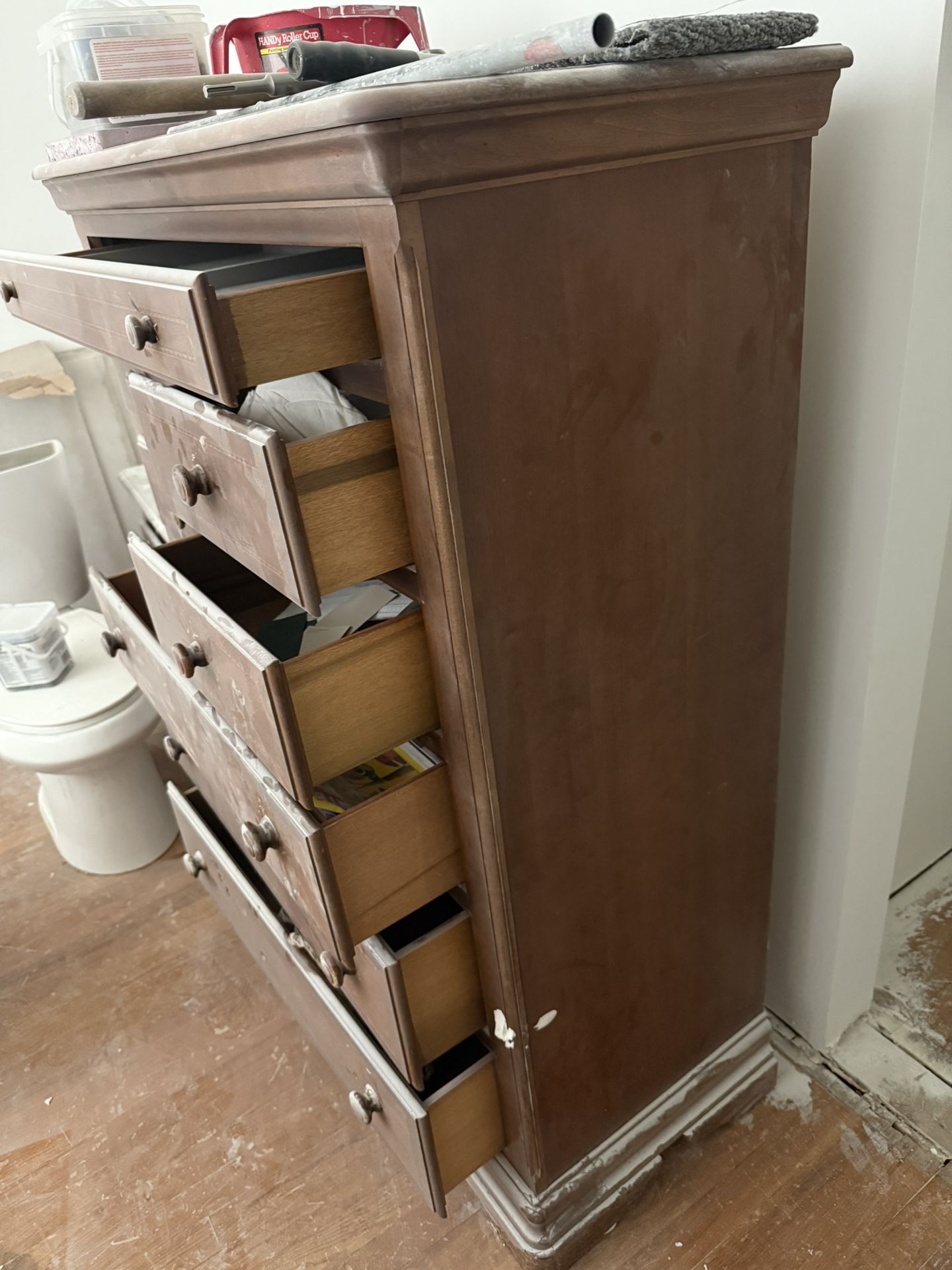 Dresser And Night Stand - photo 3