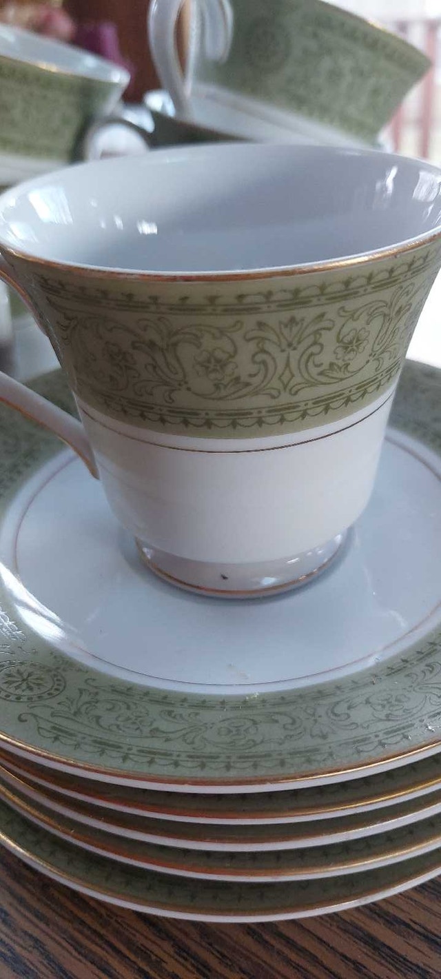 Soup plates, and more - photo 2