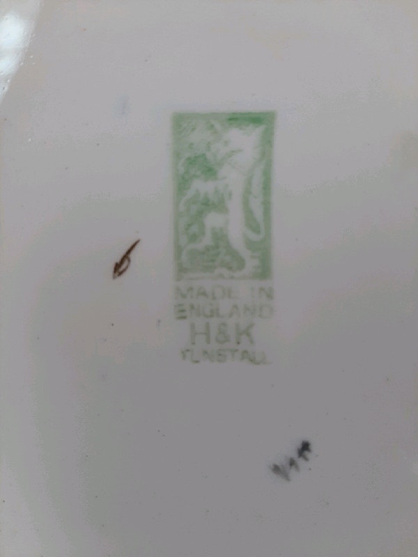 King George VI and Queen Elizabeth commemorative plate - photo 3