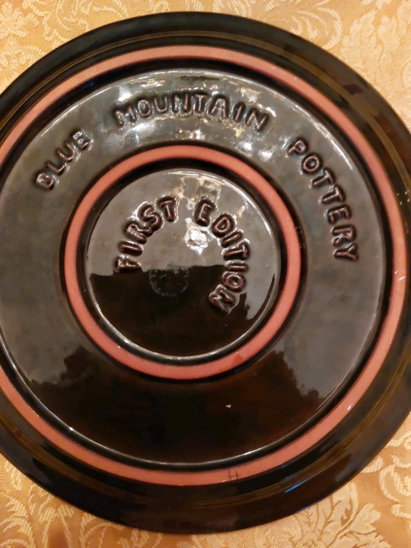Blue Mountain Pottery FIRST EDITION 1976 - photo 2