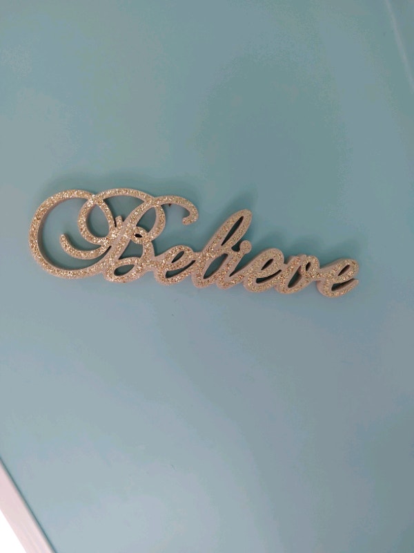 BELIEVE (wall decoration)