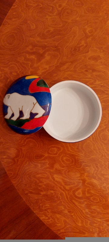 Special desk paper clip holder - photo 2