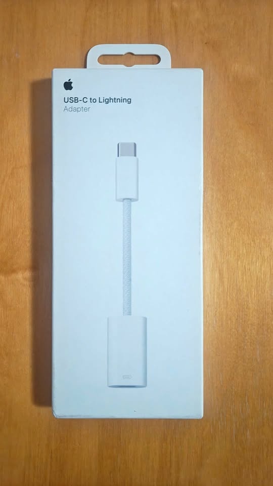 Apple USB-C to Lightning Adapter
