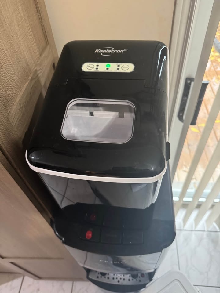 Koolatron Ice Maker - photo 3