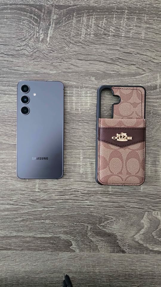 Samsung S24 (W/ COACH CASE) - photo 2