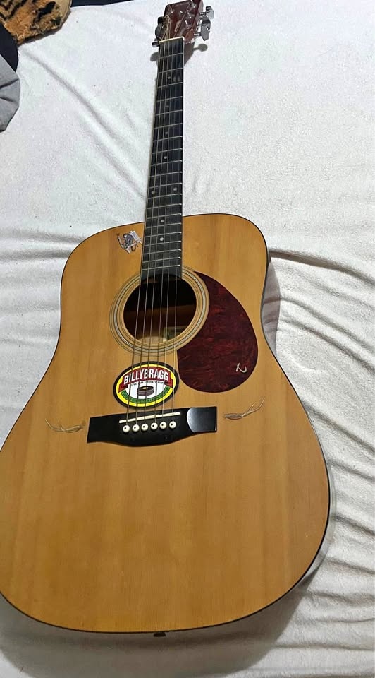 GUITAR FOR CHEAP