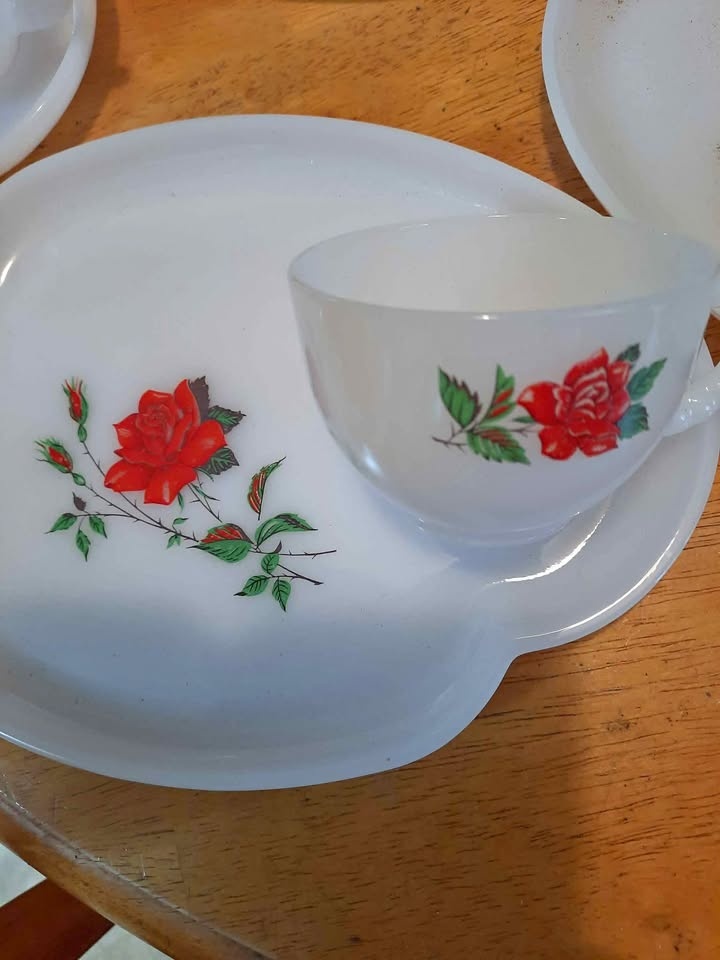 Vintage Federal Glass Tea Plates