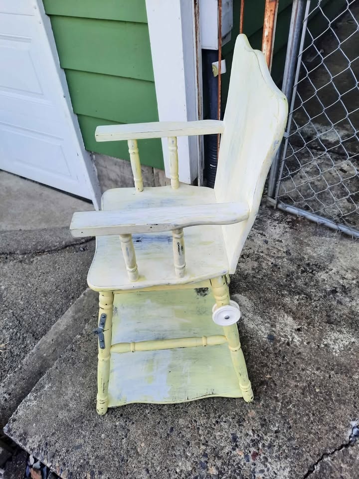Vintage Highchair/Desk - photo 3
