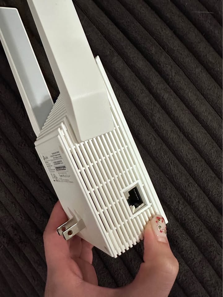 Wifi extender - photo 3