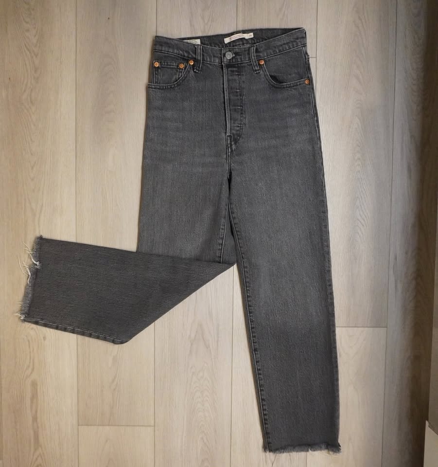 Levi’s Ribcage Straight JEANS – Black Wash size 26 - photo 2