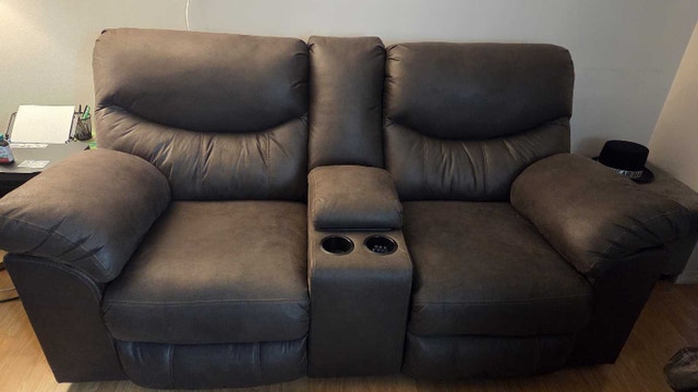 Reclining Loveseat