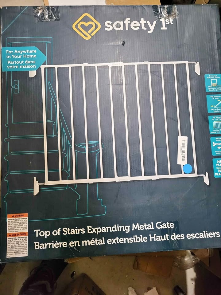 New Safety first Gate