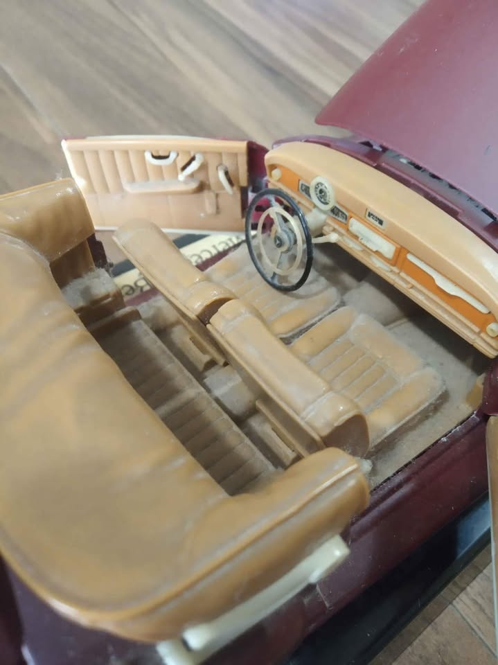 Mercedes-Benz 300S 1955 Scale Model - photo 4