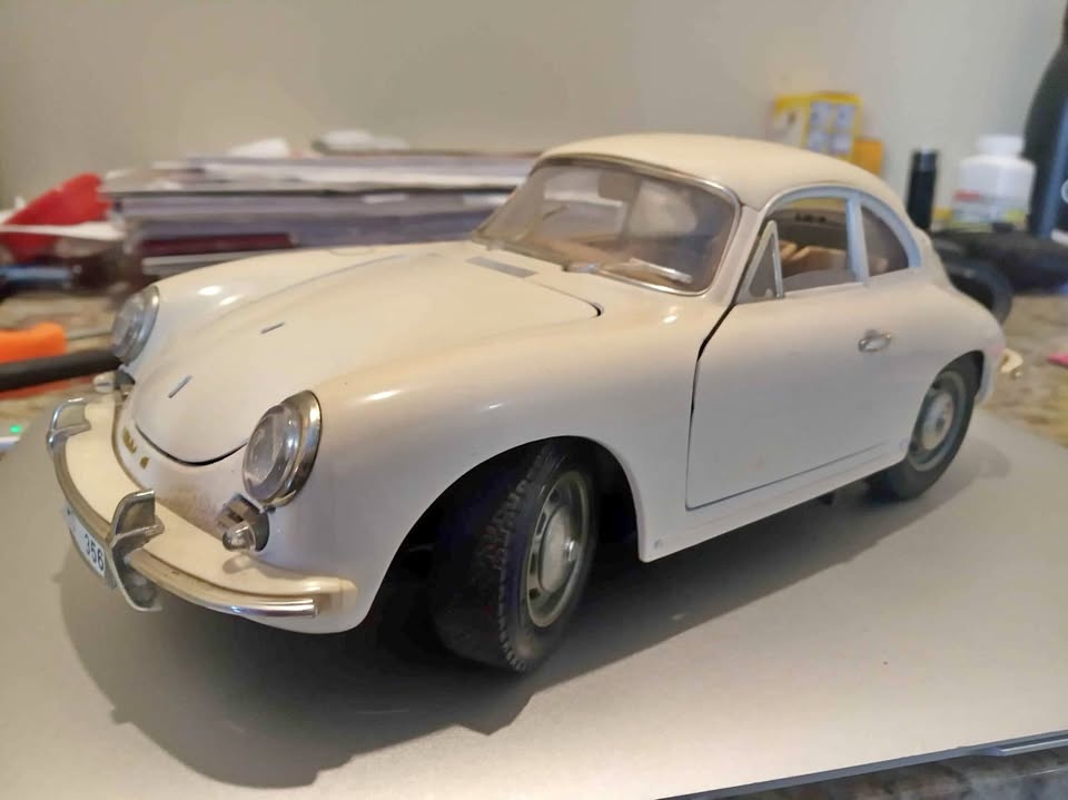 Scale model vehicles (Porsche 356 B 1961) get your order now