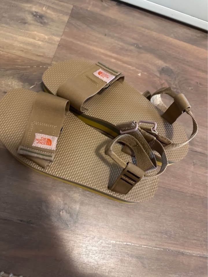 NORTHFACE MENS PLATFORM SANDALS SZ 11 - photo 3