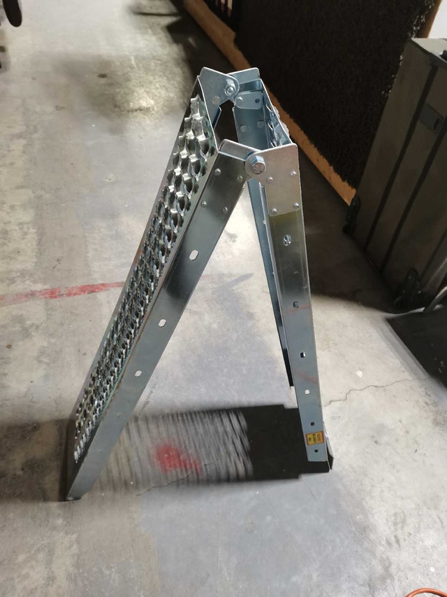 steel folding ramp bifold, 500lbs - photo 2