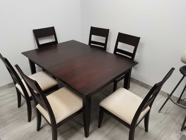 Solid wood cherry Dining Table with 6 Chairs & 1 leaf
