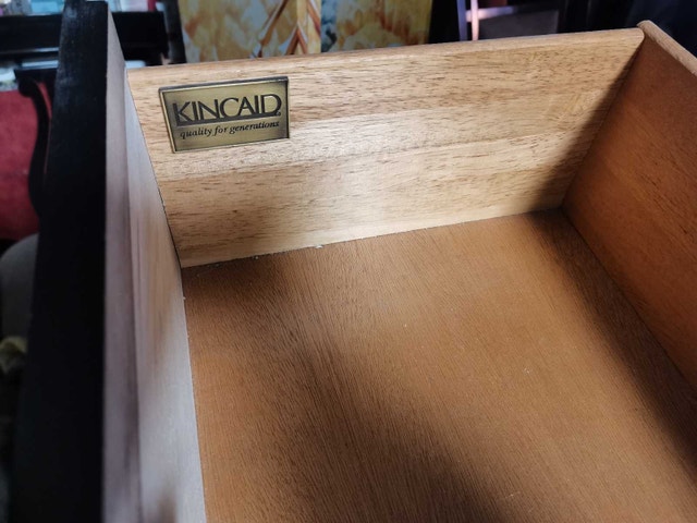 Kincaid Nightstand solid wood - photo 3