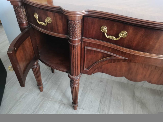 Bernhardt large solid wood console table - photo 3