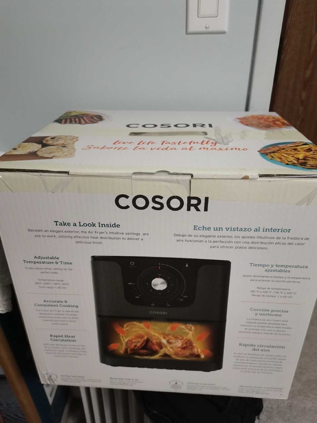 Cosori 3.7-Quart Air Fryer, Brand new, great machine - photo 2