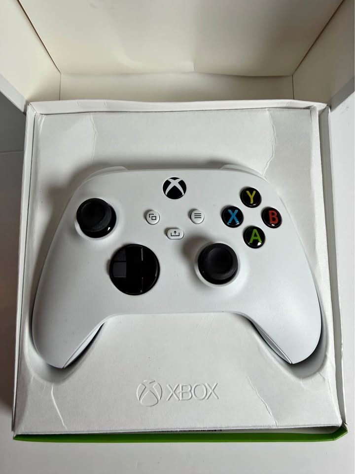 Xbox Wireless Gaming Controller – Robot White