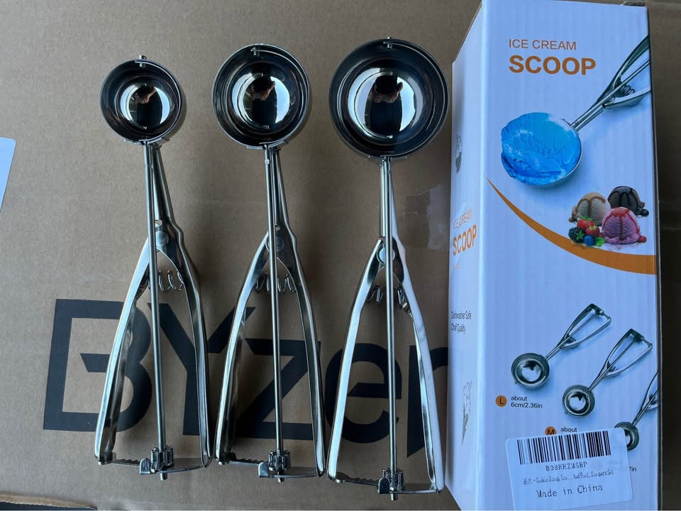 Stainless Steel Ice Cream Scoop, Cookie Scoop Set of 3 - photo 2